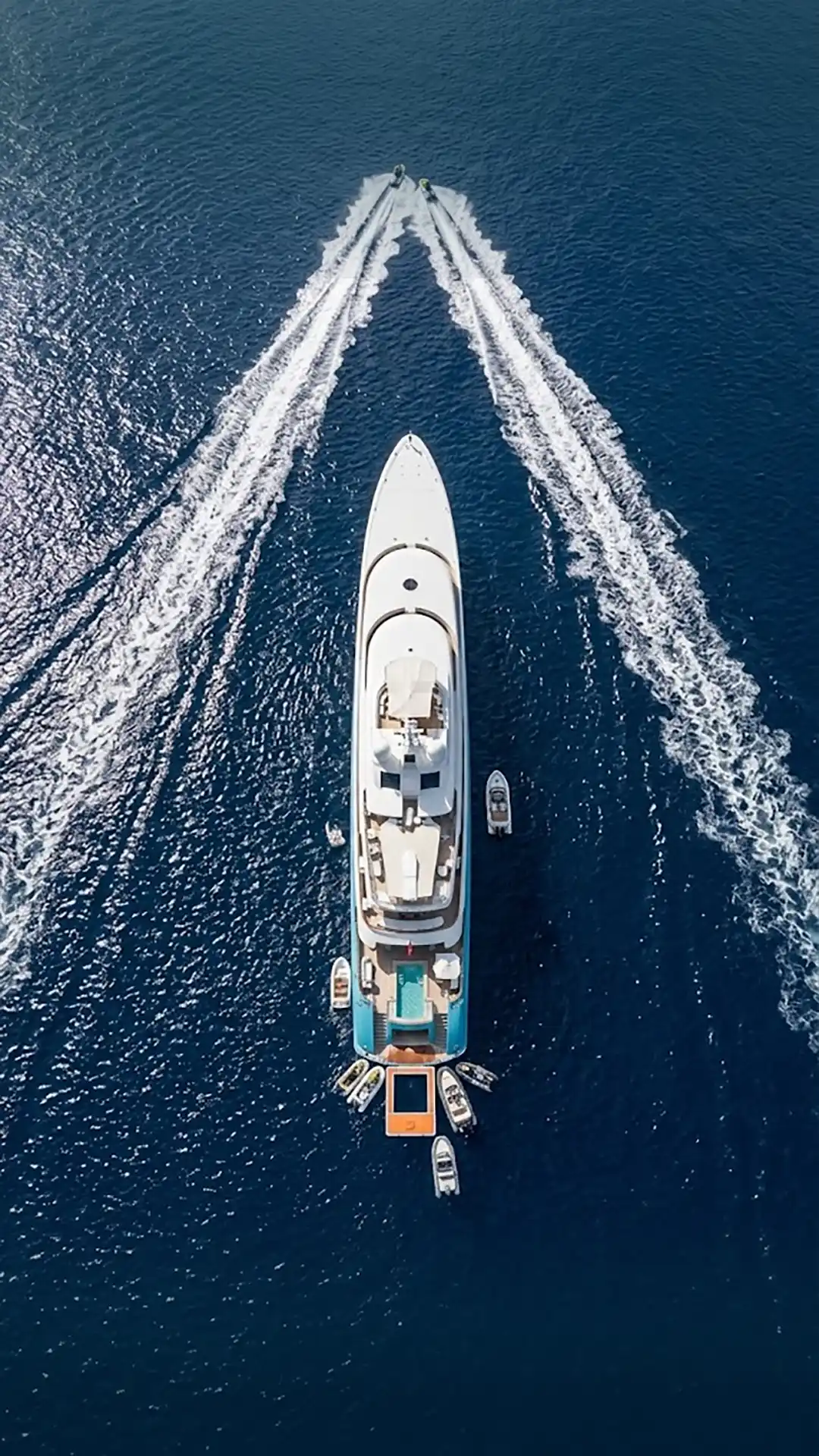 Ginger Yacht